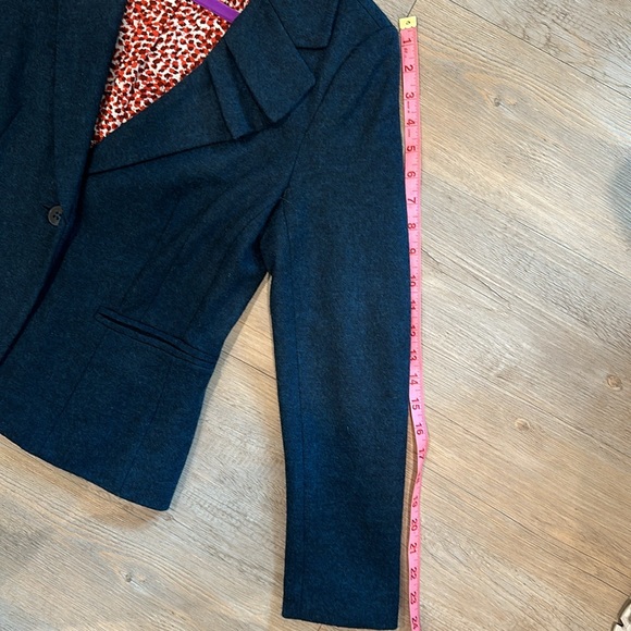 Wool blazer! - Picture 3 of 6